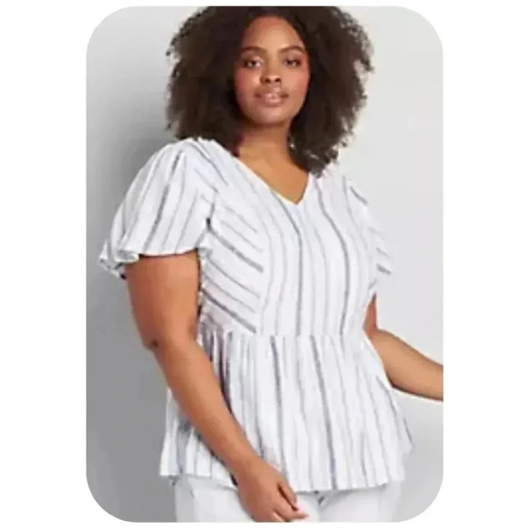 NWT Linen Blend Peplum Blouse Blue Airy Flattering Short Sleeve V Neck Keyhole L - Picture 1 of 10